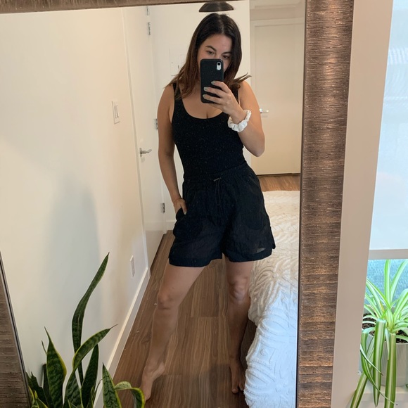 Lululemon Mesh High Waisted Shorts W Draw String - Picture 3 of 9